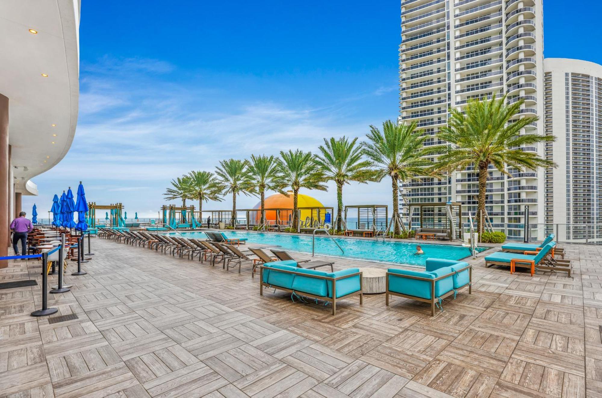 Wake Up To The Sound Of Waves In A Stylish Condo In A Luxury Resort Hollywood Exteriér fotografie