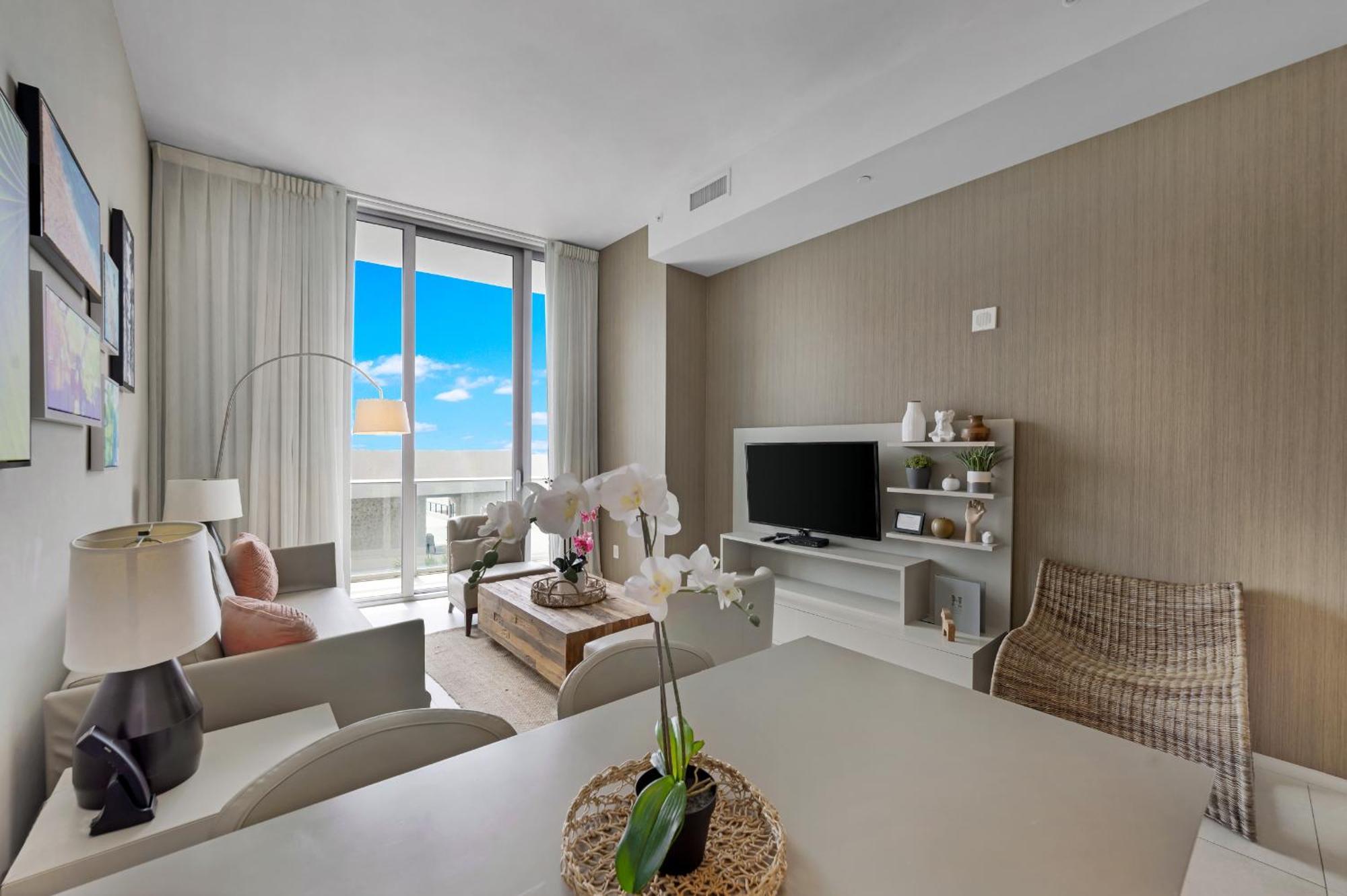 Wake Up To The Sound Of Waves In A Stylish Condo In A Luxury Resort Hollywood Exteriér fotografie