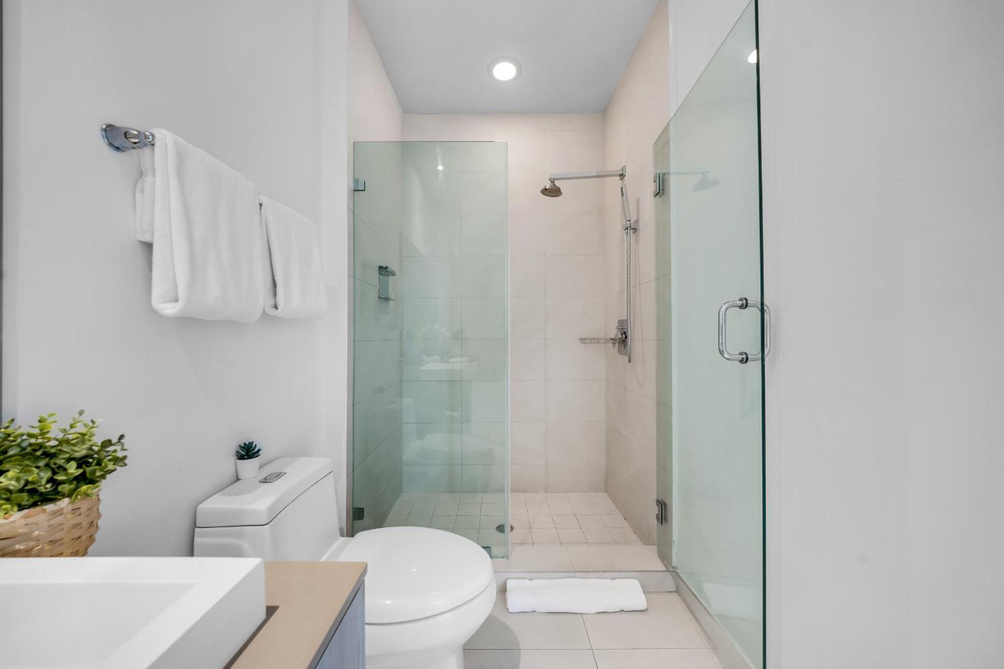 Wake Up To The Sound Of Waves In A Stylish Condo In A Luxury Resort Hollywood Exteriér fotografie